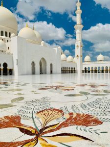 Abu Dhabi la capital de los Emiratos Árabes Unidos