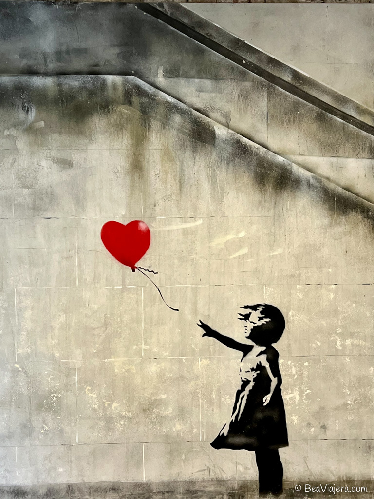 Barcelona se llena de Banksy el artista callejero anónimo