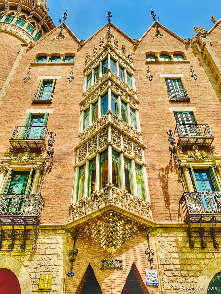 Curiosidades de los 12 mejores edificios modernistas de Barcelona de >Beaviajera por Beatriz Lagos