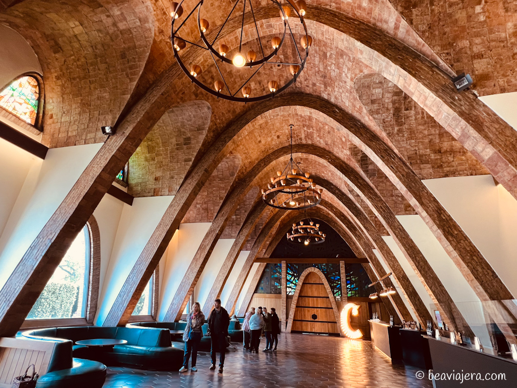 Cavas Codorníu: tradición y burbujas en el corazón del Penedès